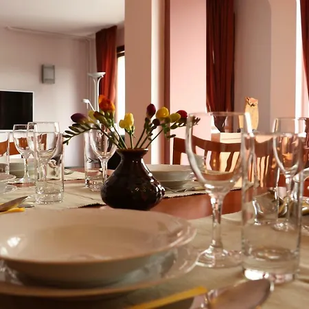 Apartment The Burgundy Big Family And Friends Sofia